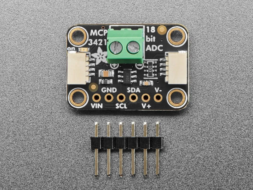 Adafruit MCP3421 18-Bit ADC - STEMMA QT / Qwiic