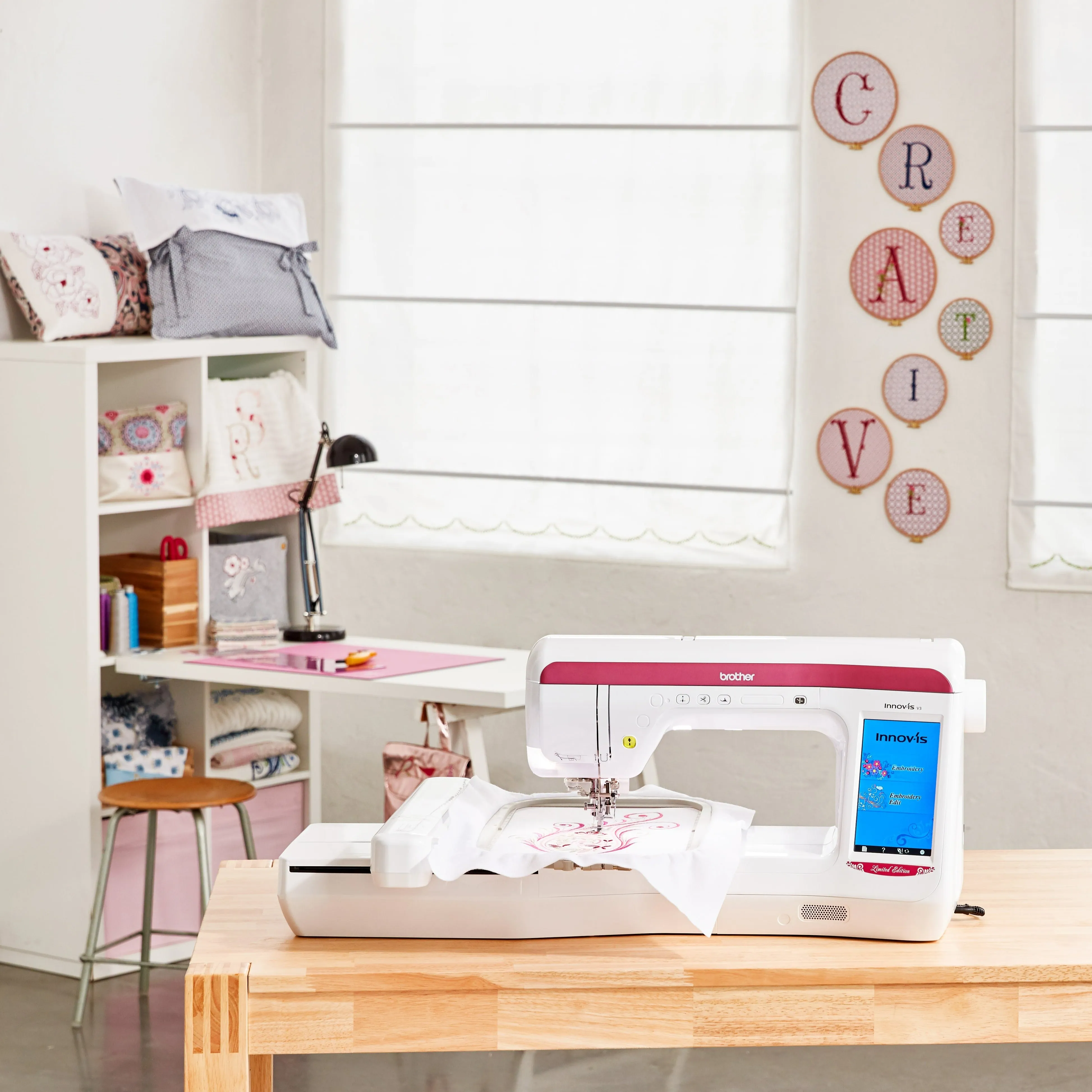 Brother Innov-is V3 LE embroidery machine