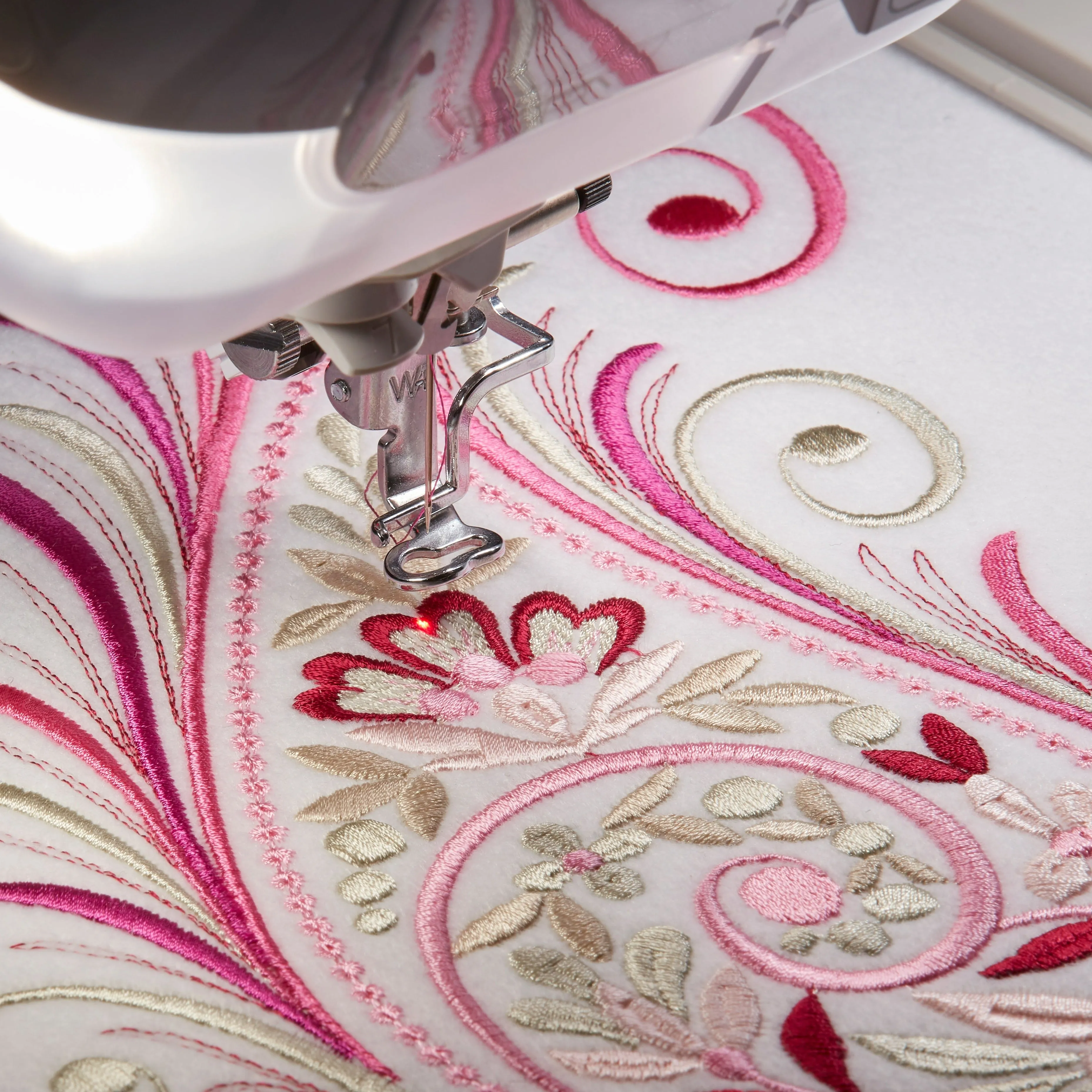 Brother Innov-is V3 LE embroidery machine
