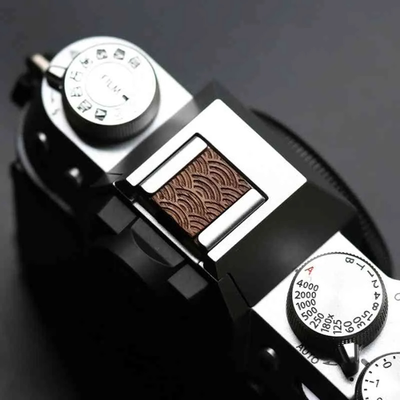 Engraved Pattern Universal Hotshoe Cover
