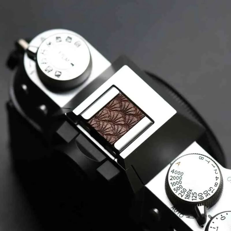 Engraved Pattern Universal Hotshoe Cover