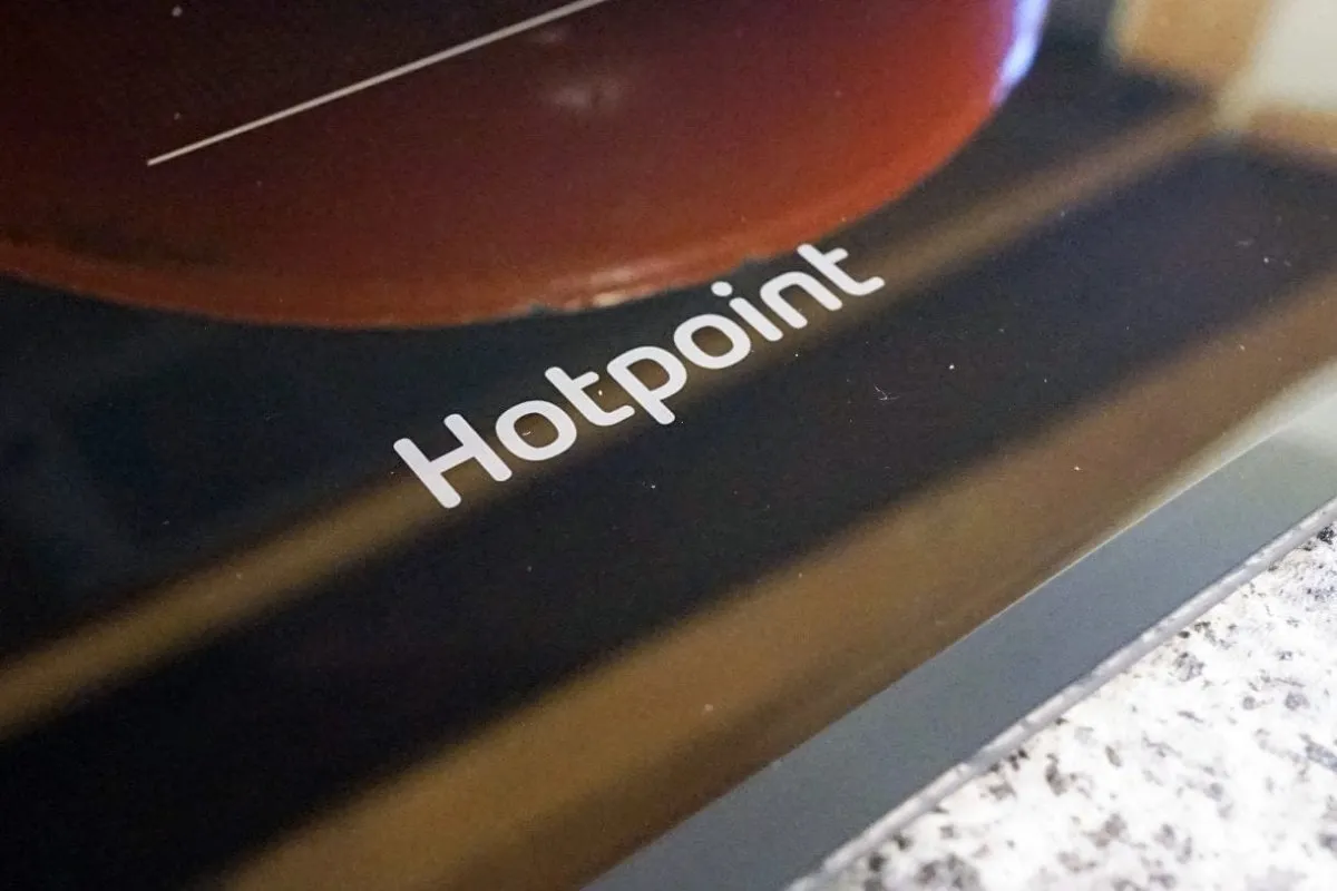 Hotpoint ACP778CBA 77cm Induction Hob in Black 4 Zone