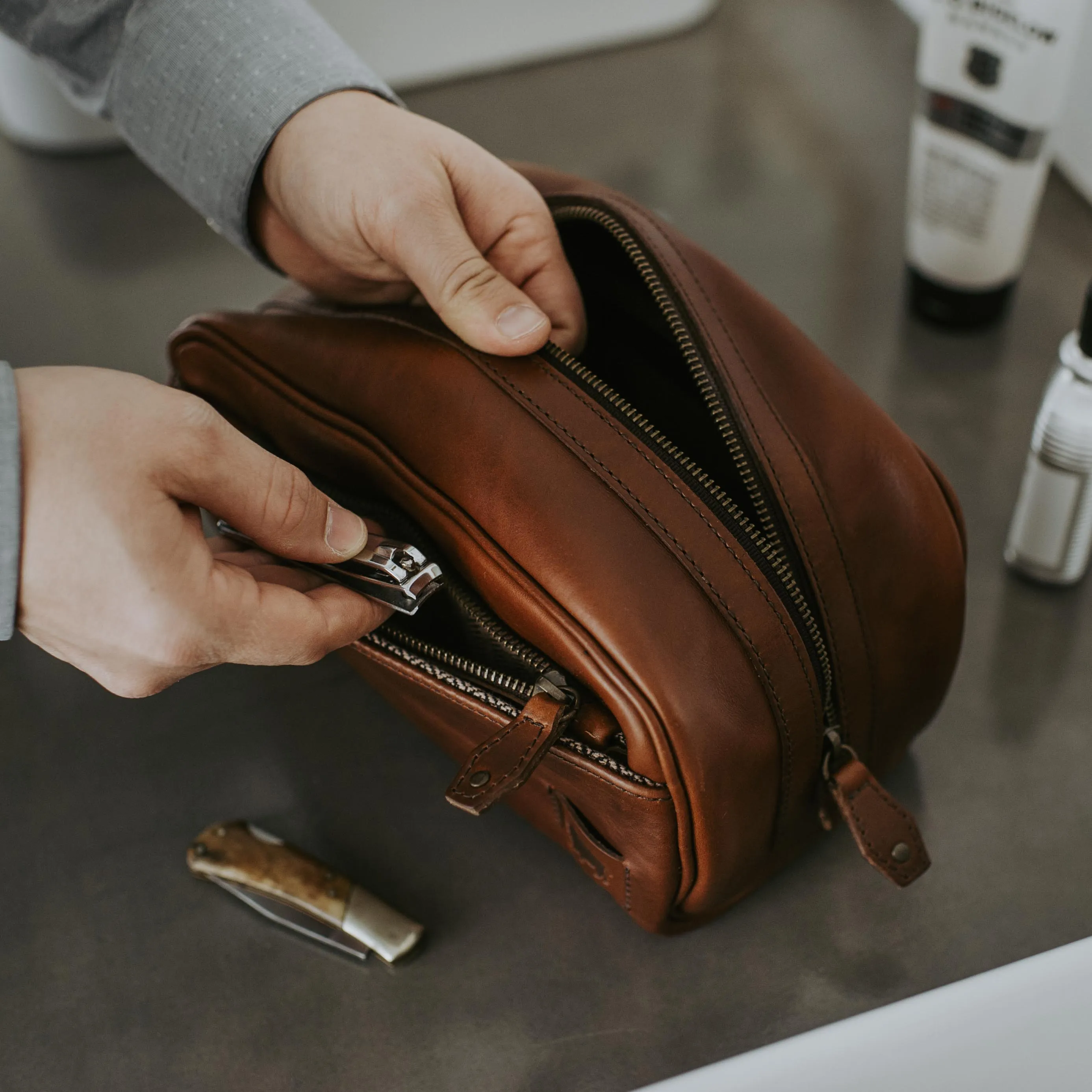 Jefferson Leather Dopp Kit | Elderwood