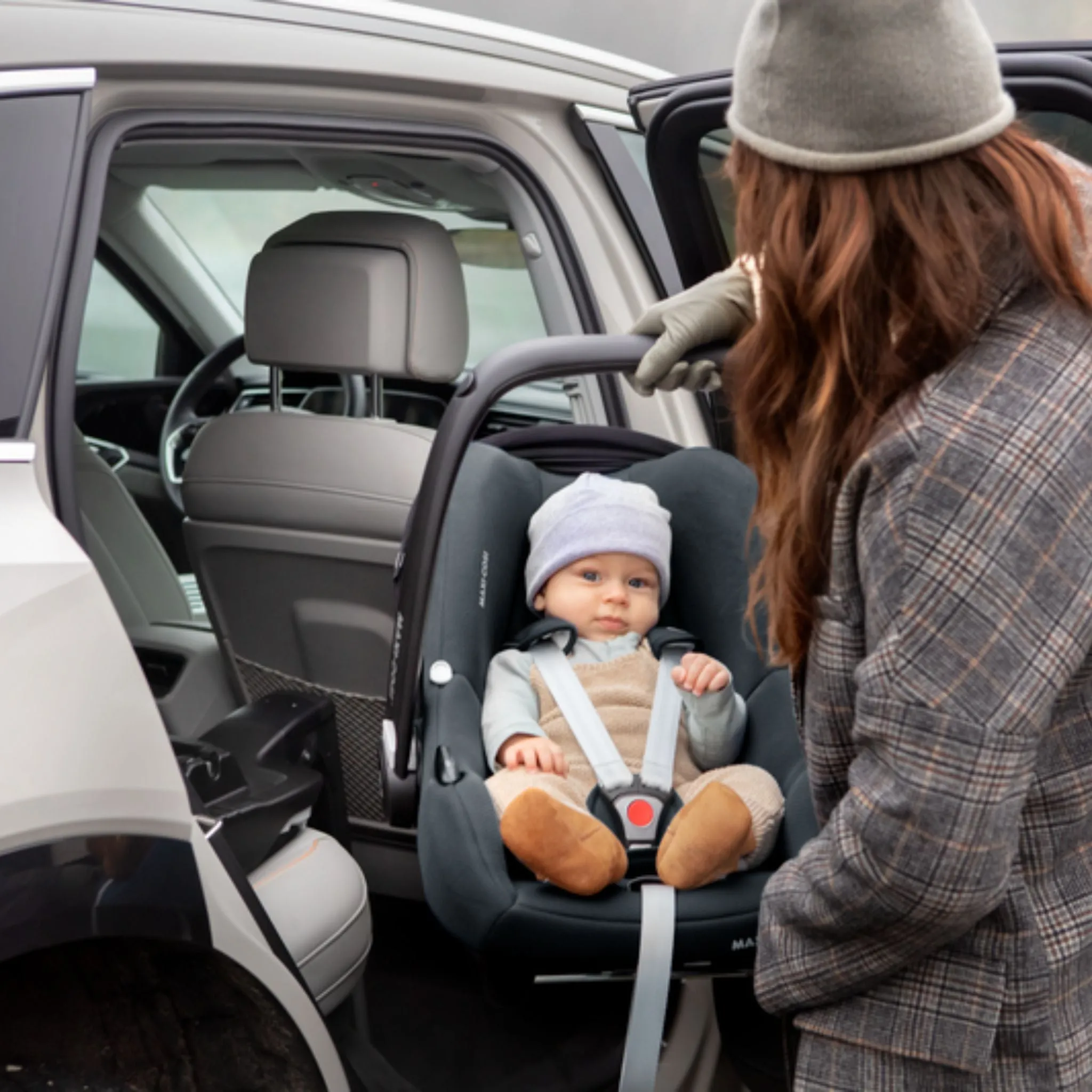 Maxi Cosi Cabriofix i-Size & Cabriofix i-Size Base