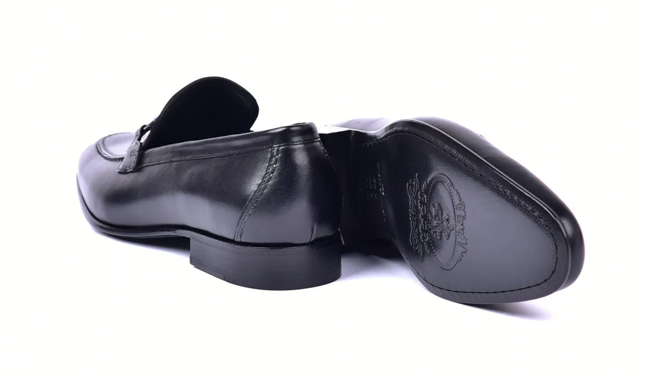 Style: 4428-Buckle-Black