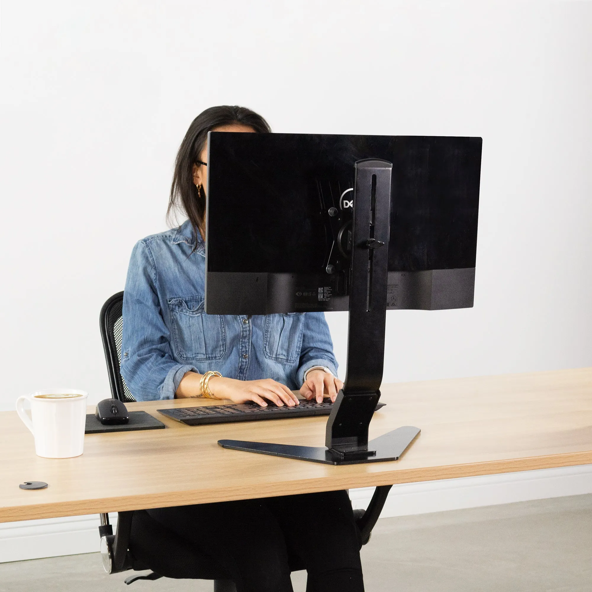 VESA Adapter for Compatible Dell Monitors